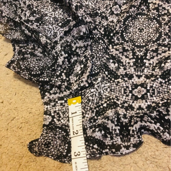 Bcbgeneration printed ruffled shorts - Picture 8 of 9